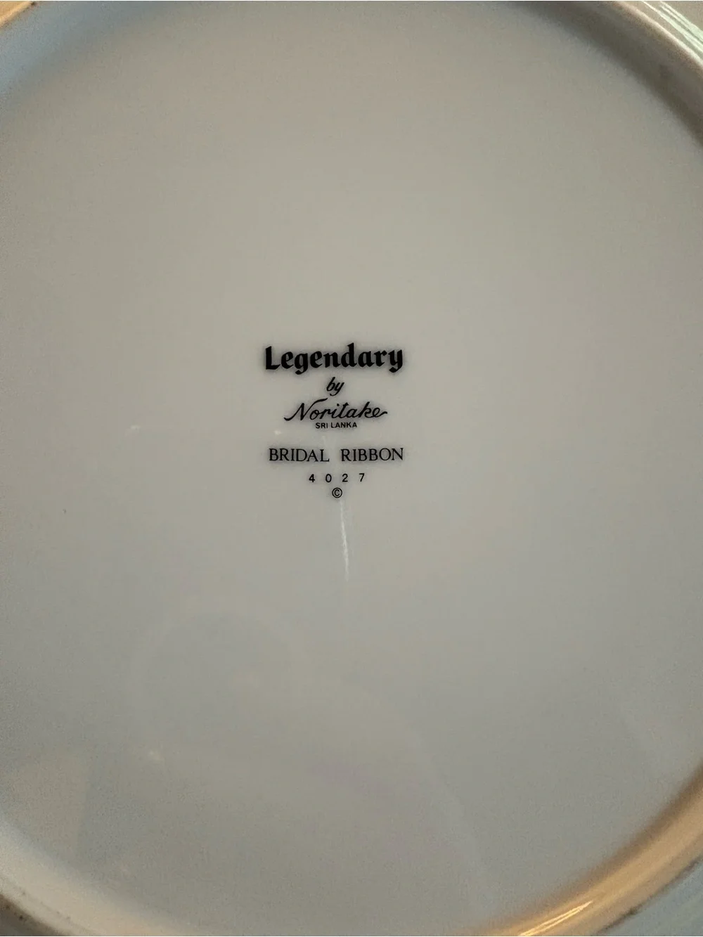 Classic Noritake Bridal Ribbon White China Dinnerware Set
